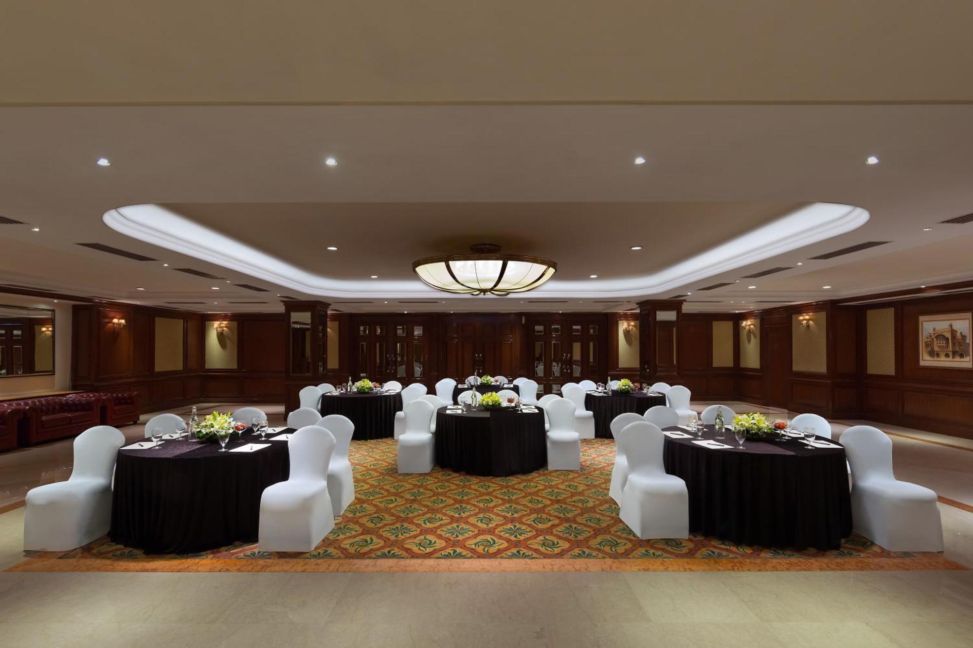 Sheraton New Delhi Hotel Екстер'єр фото