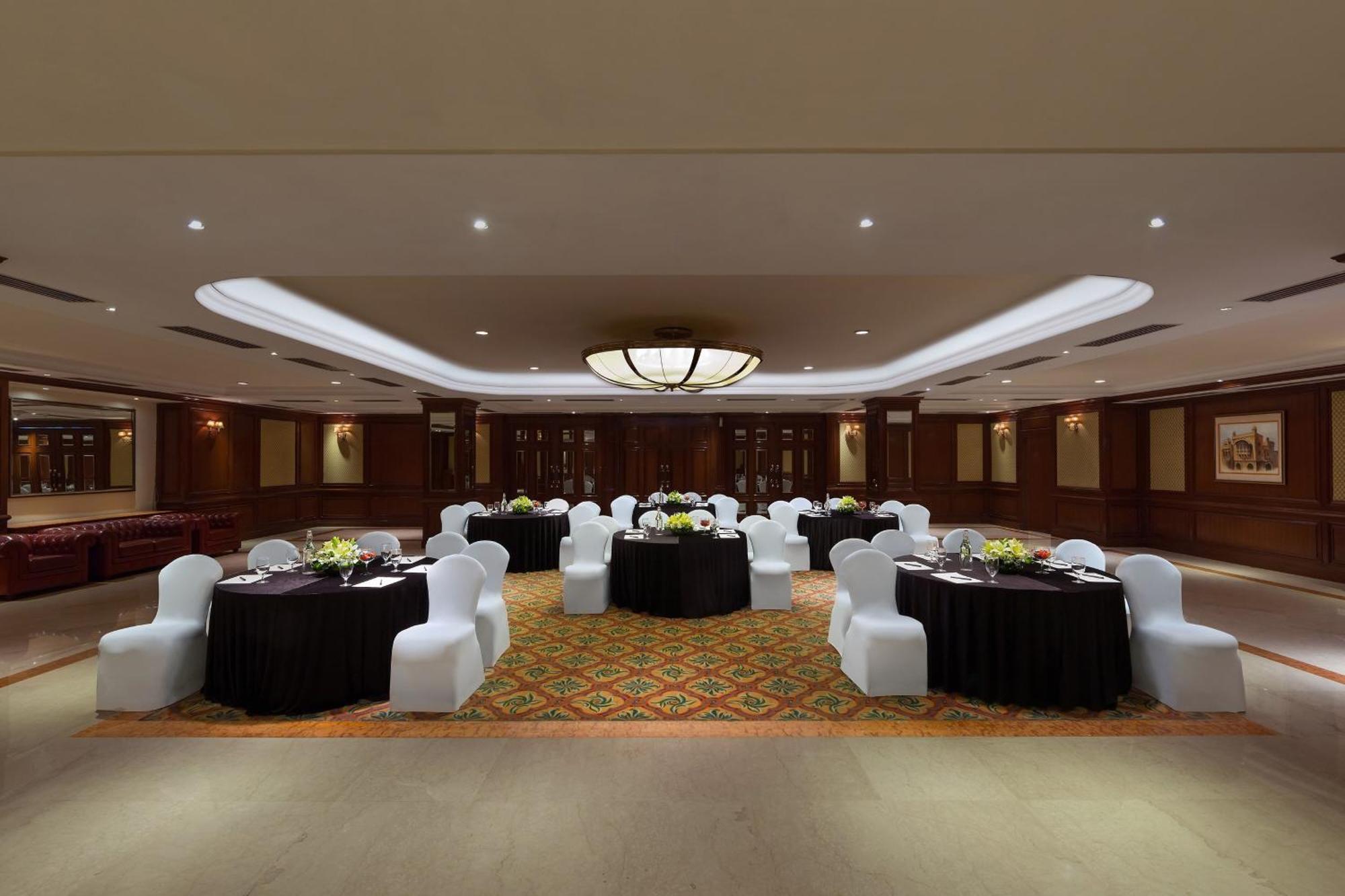 Sheraton New Delhi Hotel Екстер'єр фото